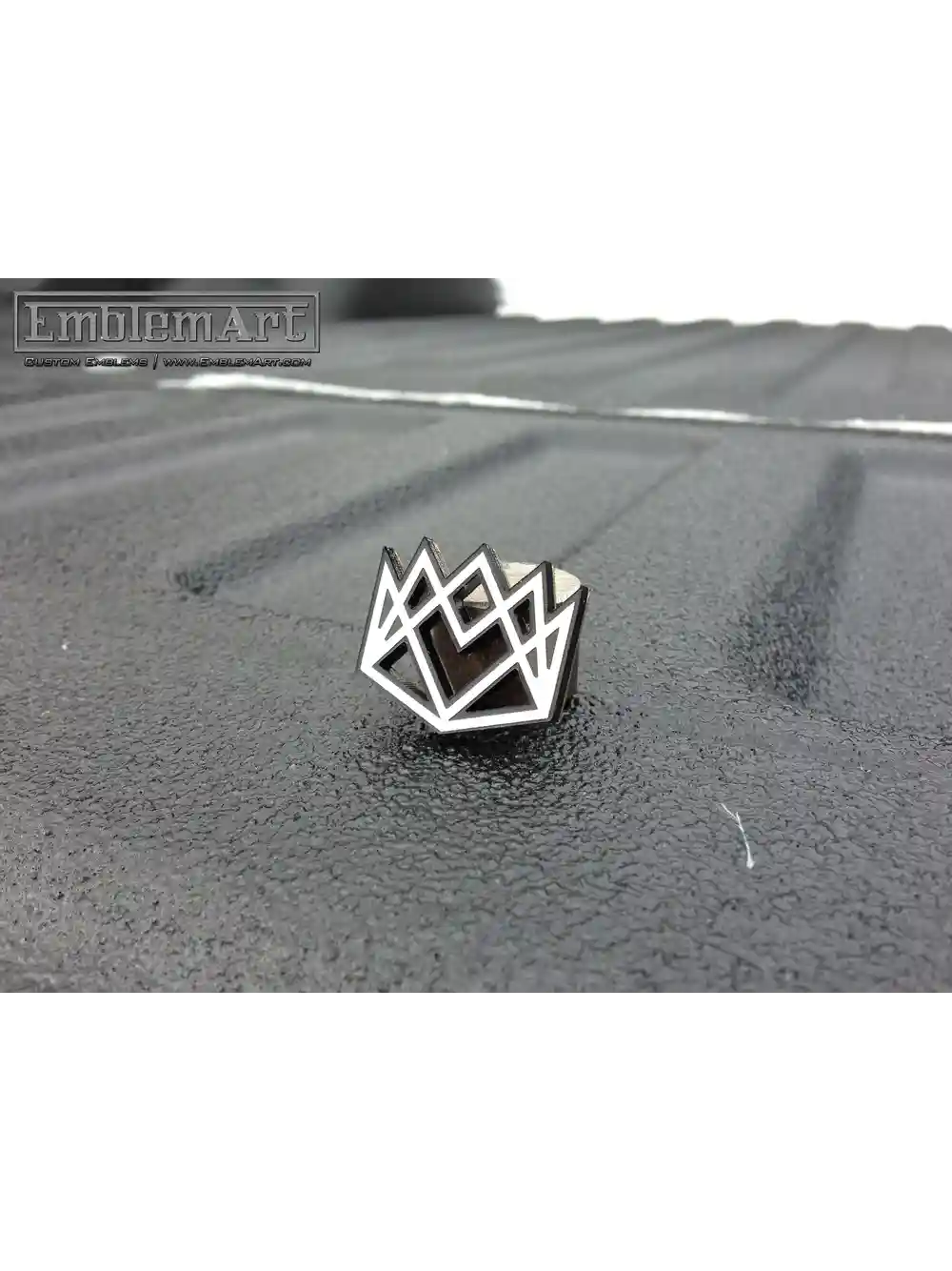 Custom Chrome Emblems - Crown02 Emblem
