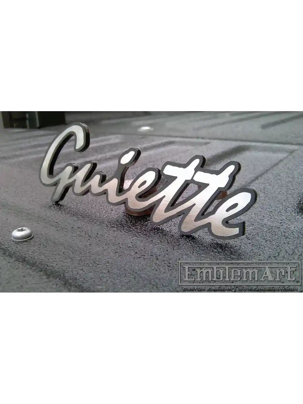 Custom Chrome Emblems - Guiette Chrome 01 Emblem