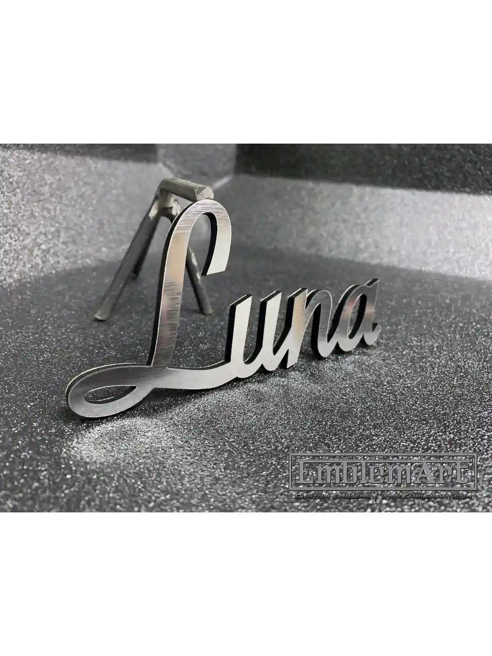 Custom Chrome Emblems - Luna 01 Chrome Emblem