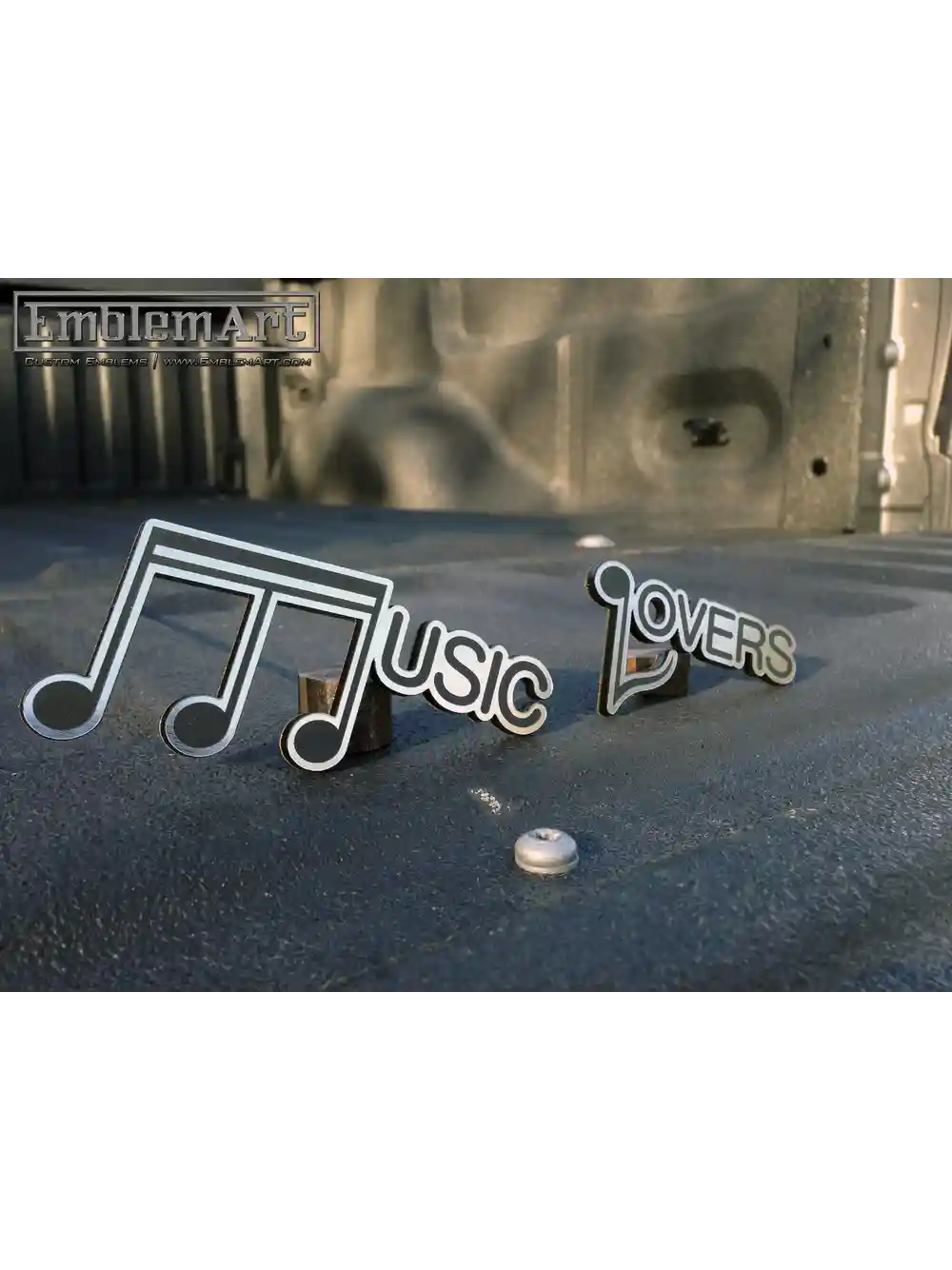 Custom Chrome Emblems - Musiclovers01 Emblem