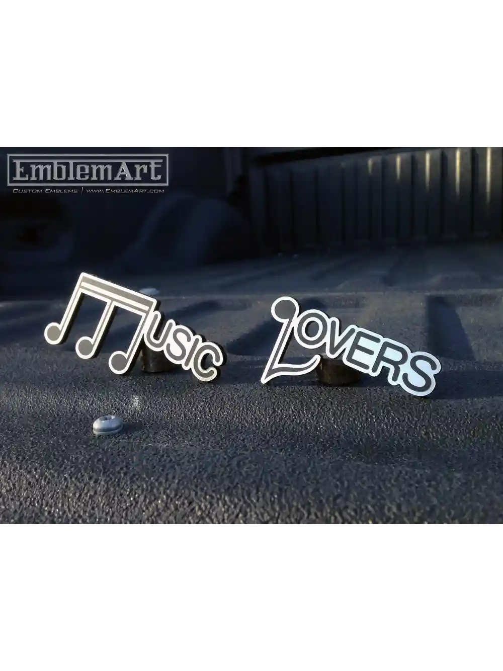 Custom Chrome Emblems - Musiclovers02 Emblem