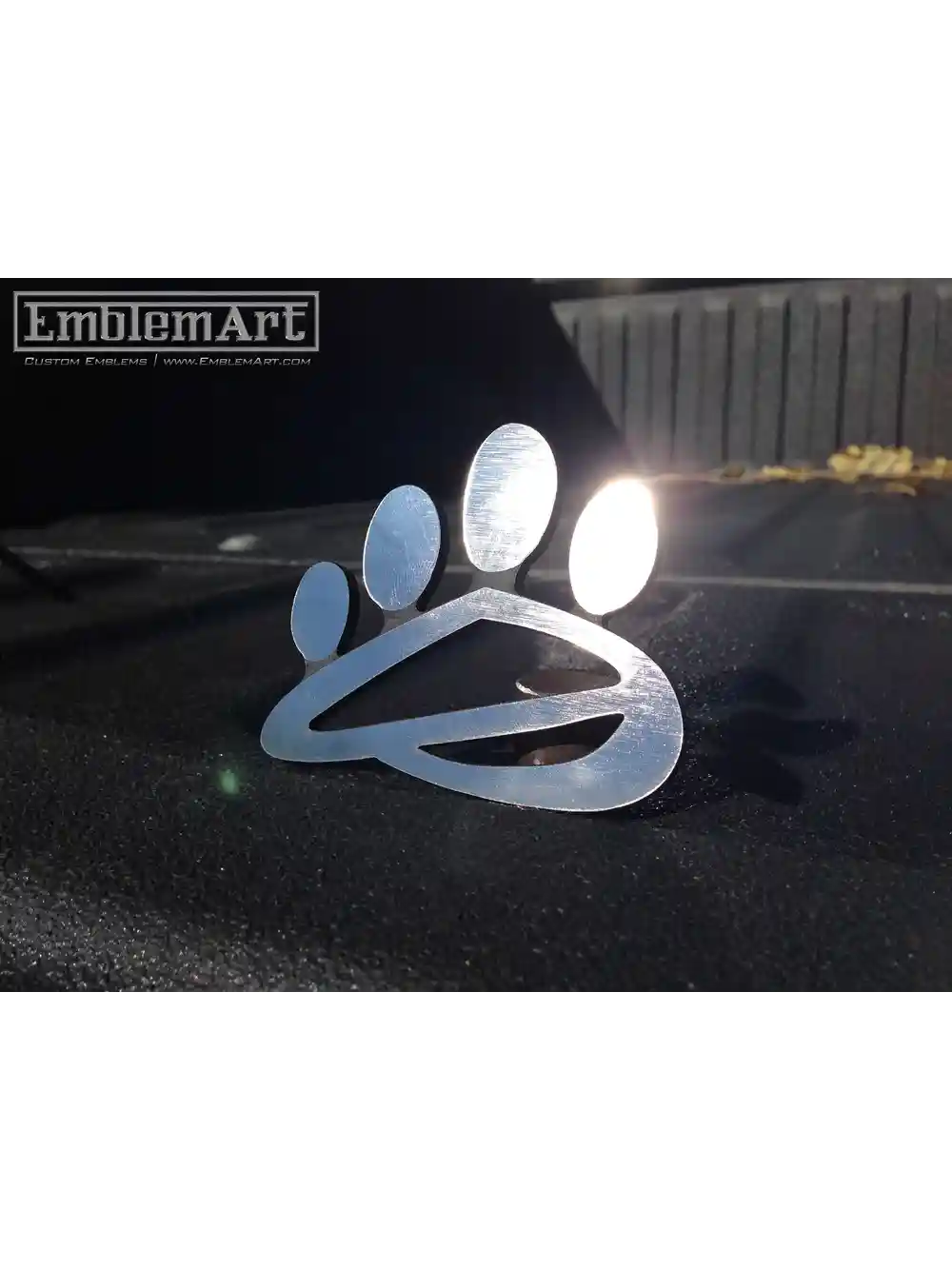 Custom Chrome Emblems - Paw02 Emblem