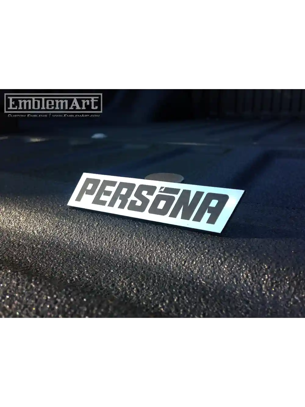 Custom Chrome Emblems - Persona02 Emblem