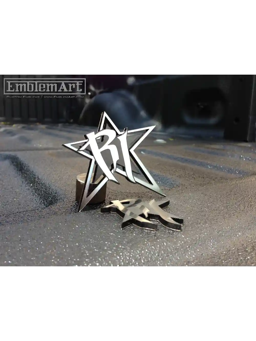 Custom Chrome Emblems - Rigid03 Emblem