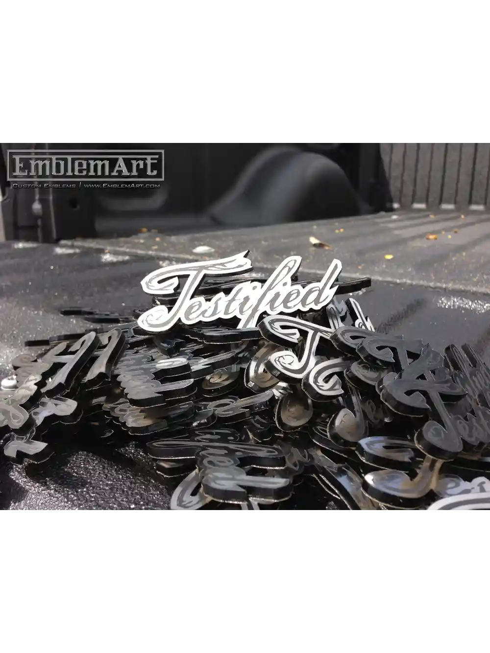 Custom Chrome Emblems - Testified02 Emblem