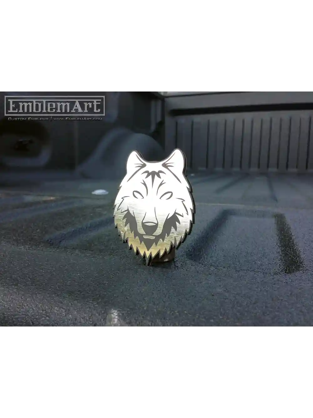 Custom Chrome Emblems - Wolf02 Emblem