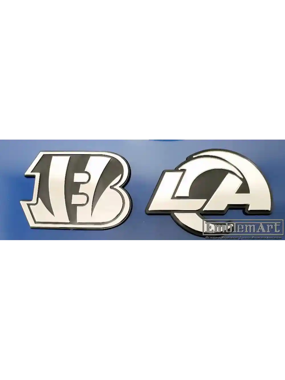 Custom Molded Plastic Emblems - MoldedPlasticWithBrightChromeFoil01 Emblem