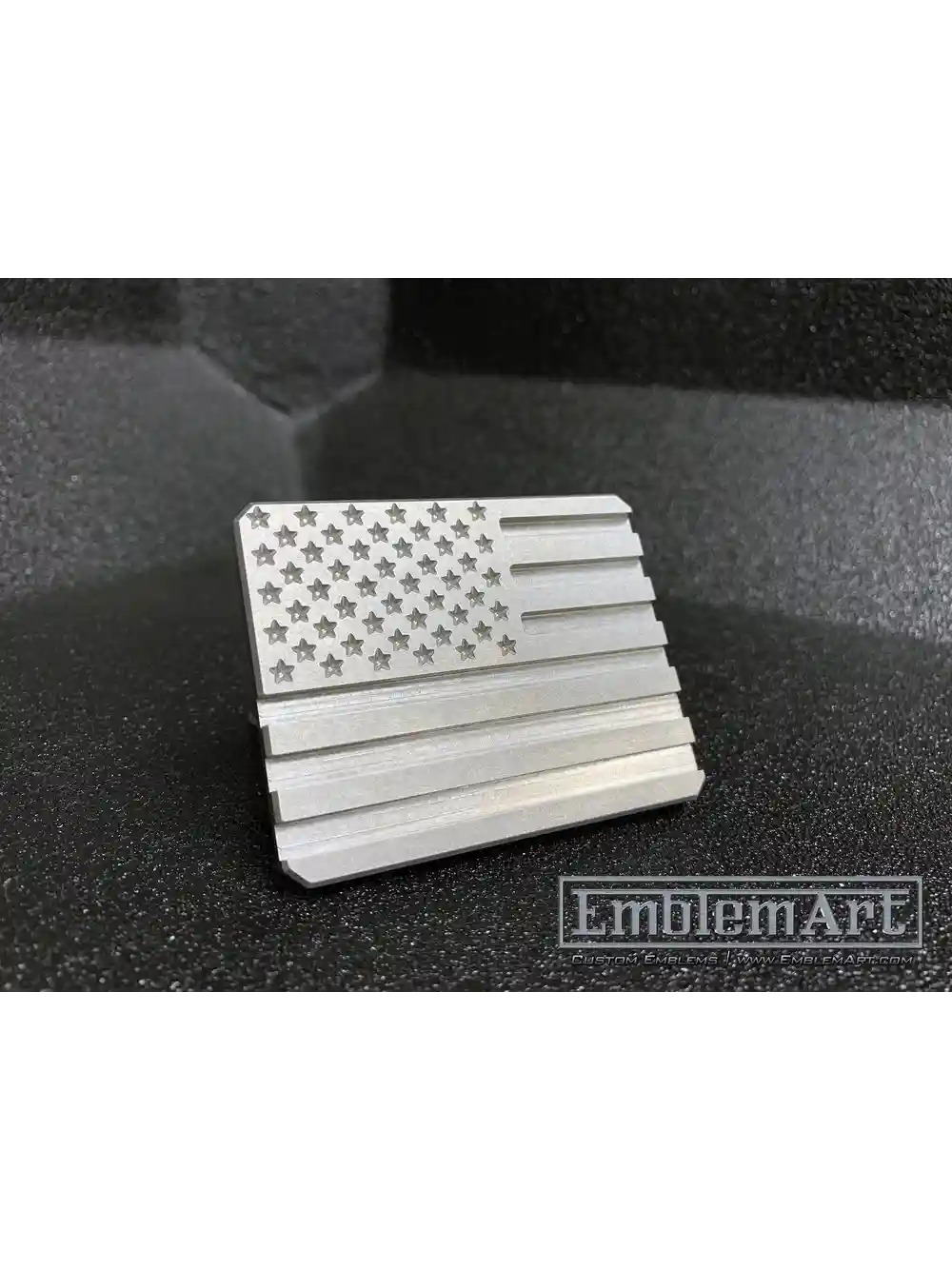 Custom Rd Emblems - American Flag 02 Aluminum Emblem