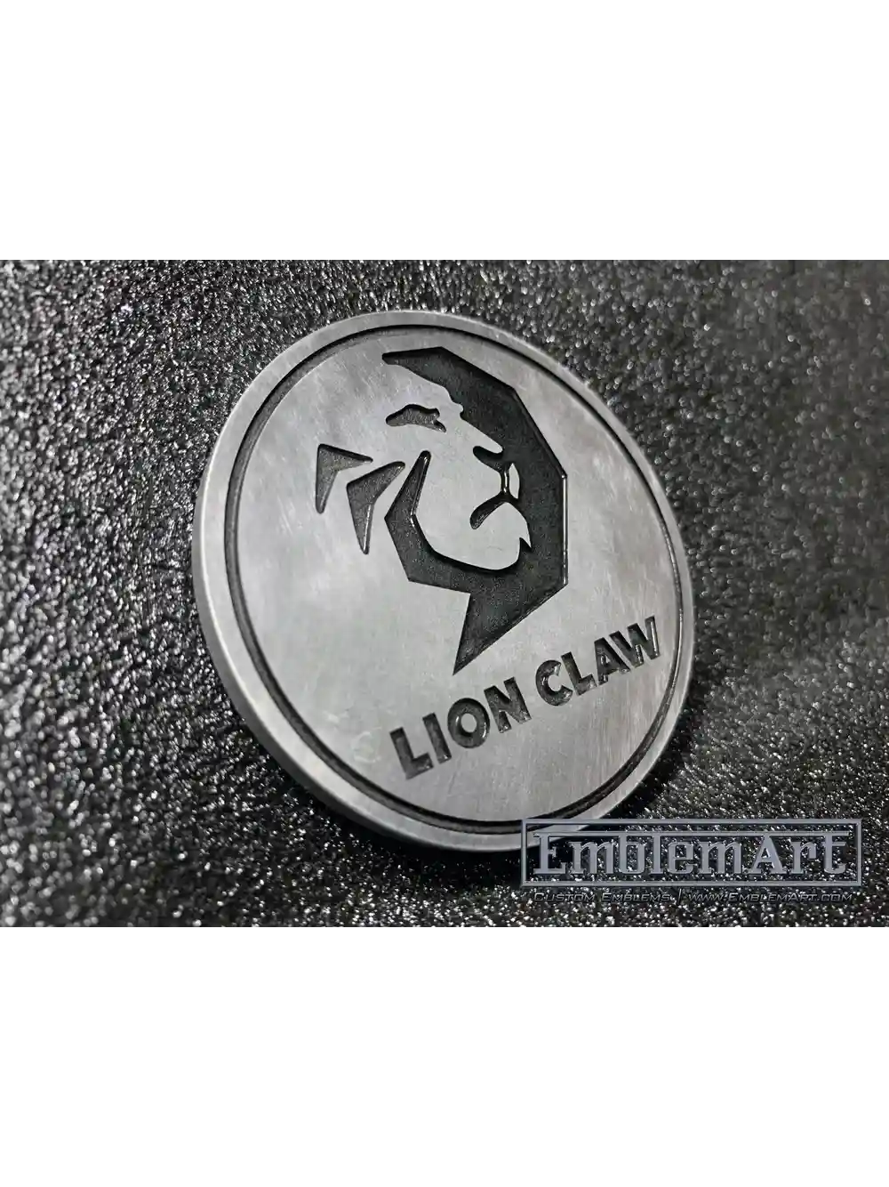 Custom Rd Emblems - Lion Claw 02 Aluminum Emblem