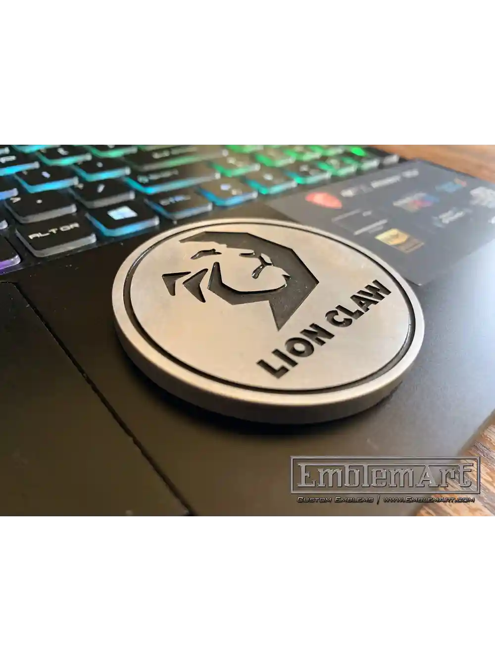 Custom Rd Emblems - Lion Claw 03 Aluminum Emblem