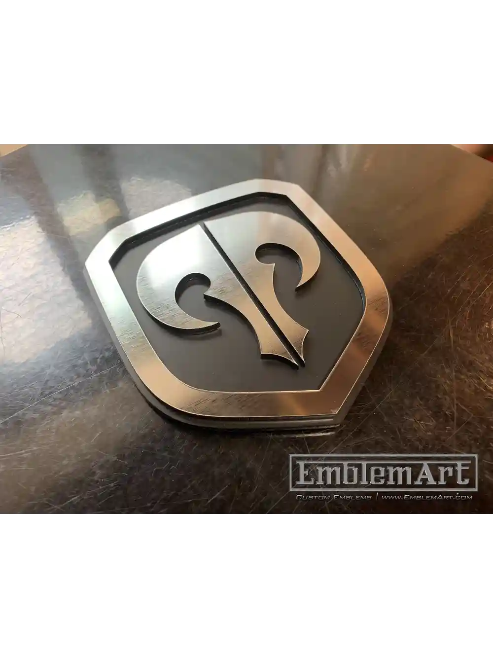 Custom Rd Emblems - Skull2x01 Emblem