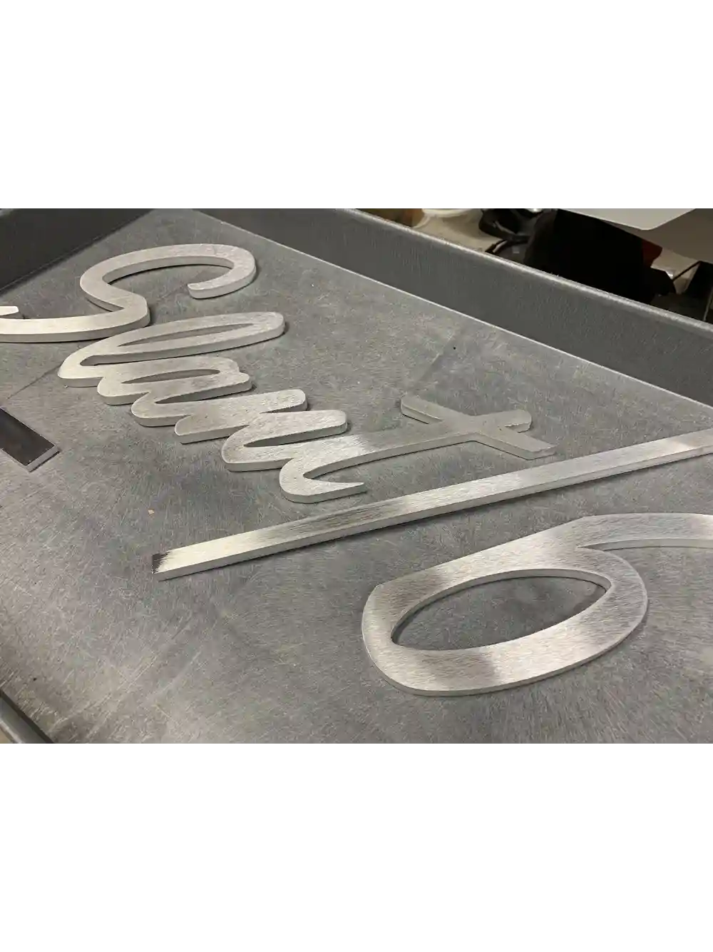 Custom Rd Emblems - Slant6 00 Emblem