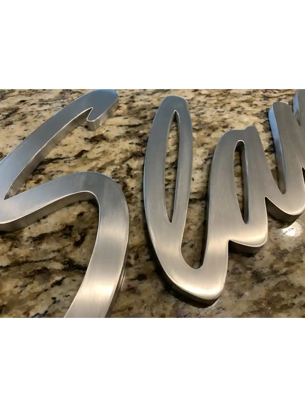 Custom Rd Emblems - Slant6 05 Emblem